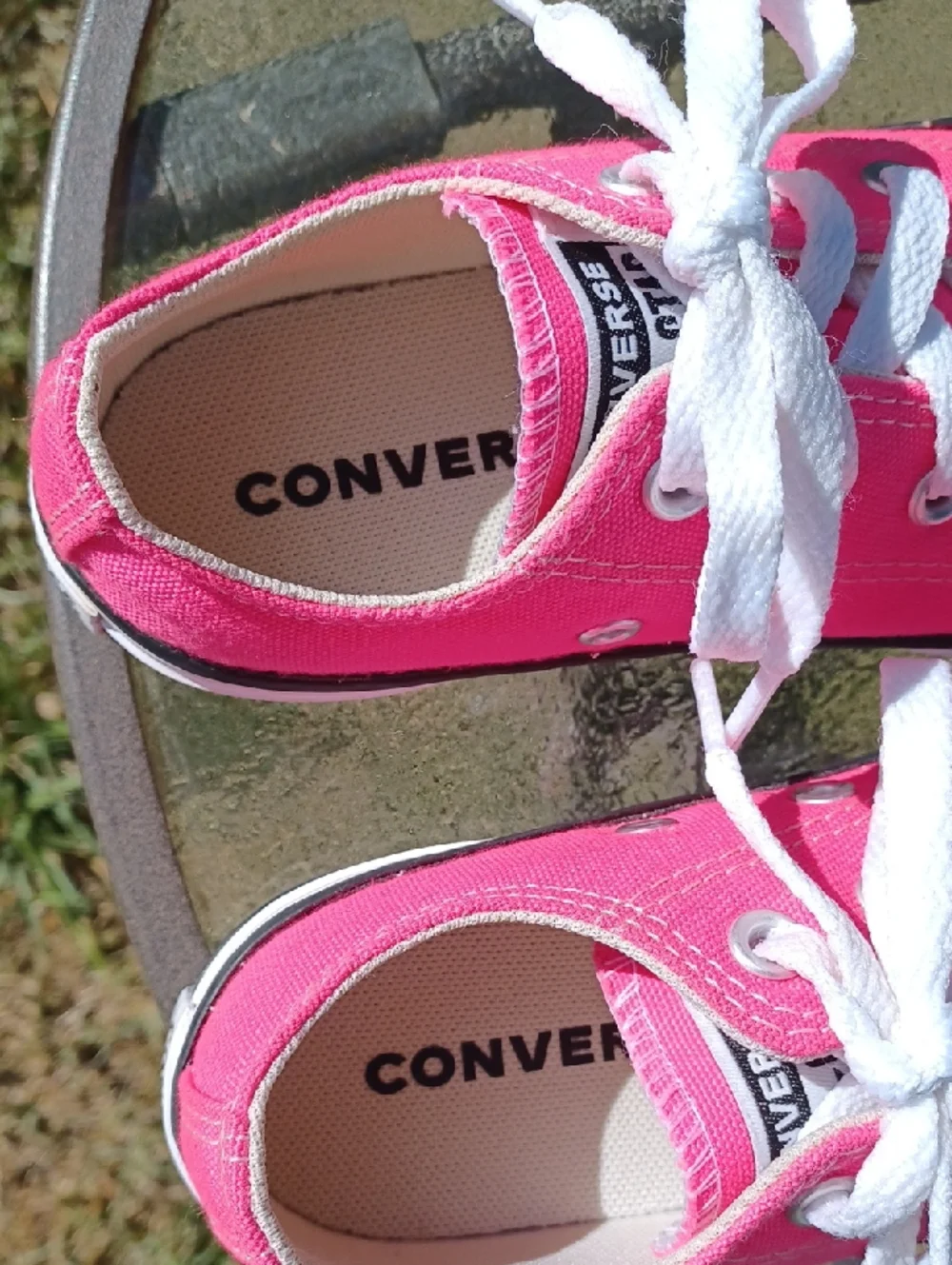 Converse Hot Pink Low Laced All Star Sneakers Girls-13 Like New!